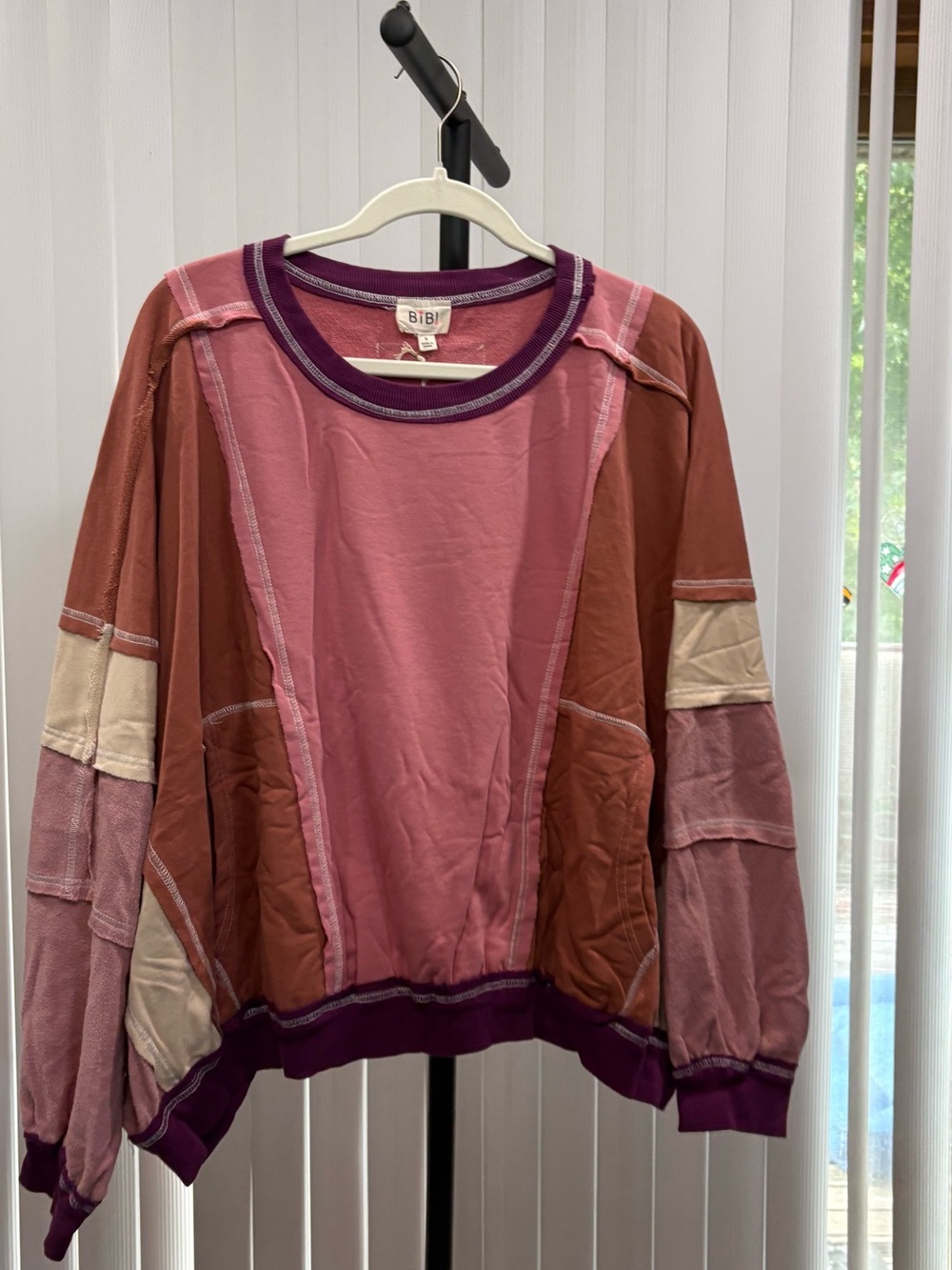 BiBi Patchwork Crewneck Sweatshirt in Rose, Rust & Plum